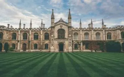 What Are the Top-Ranked Universities in Scotland for International Students