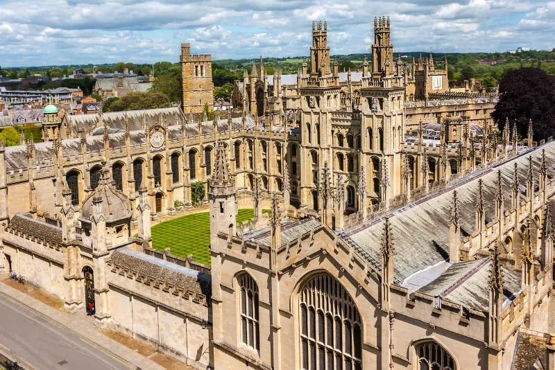 UK Education System: Levels, Degrees, Grading