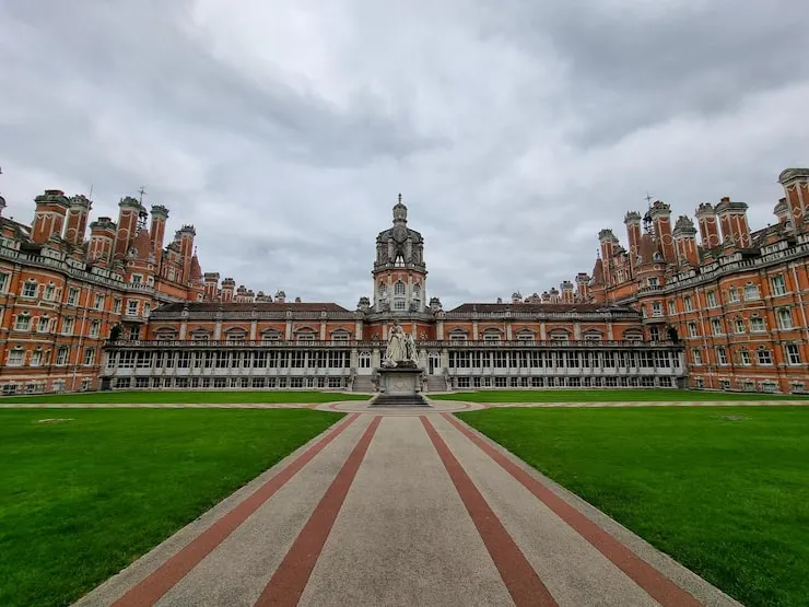 Conditional vs Unconditional Offer UK Explained